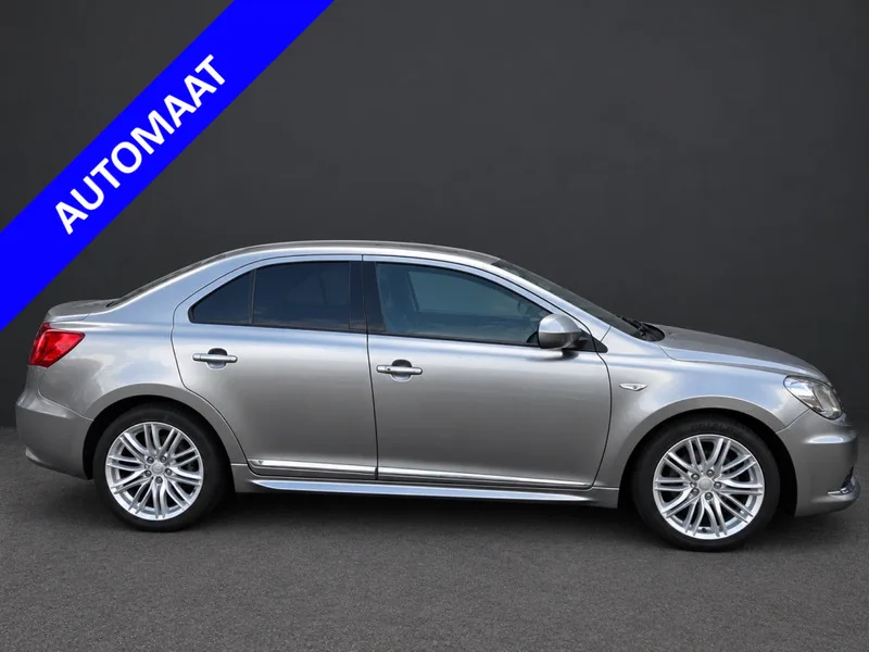 Suzuki Kizashi (2014) — foto 1