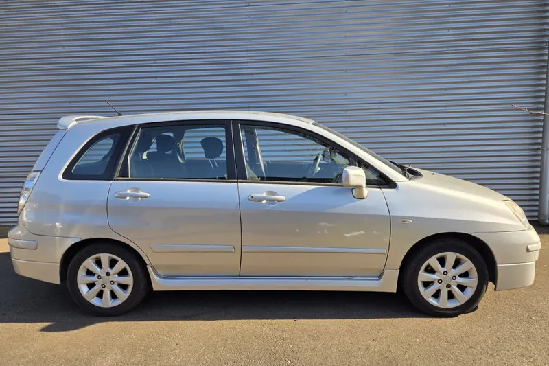 Suzuki Liana (2006)