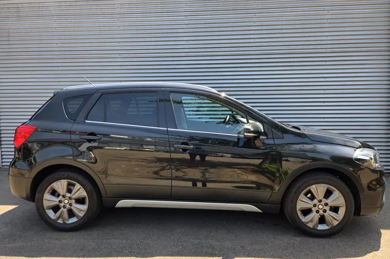 Suzuki S-Cross (2018)