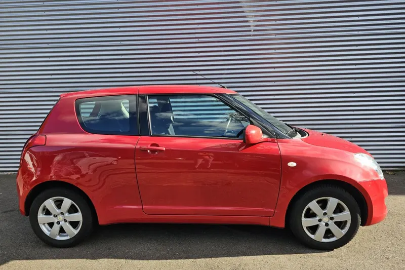 Suzuki Swift (2008)