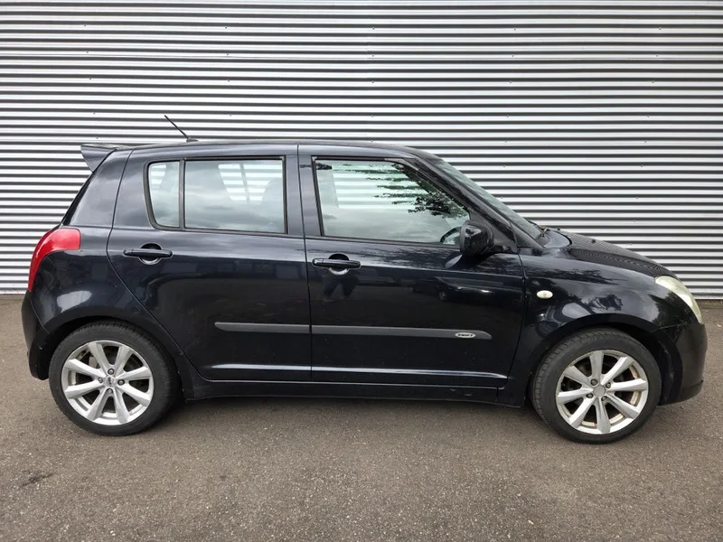 Suzuki Swift (2006) — foto 1