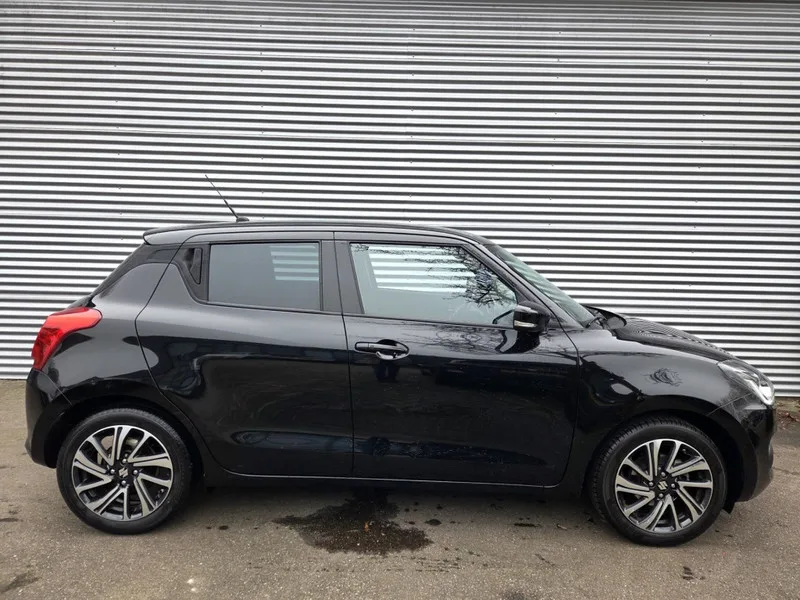 Suzuki Swift (2023) — foto 1