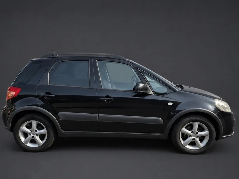 Suzuki SX4 (2007) — foto 1