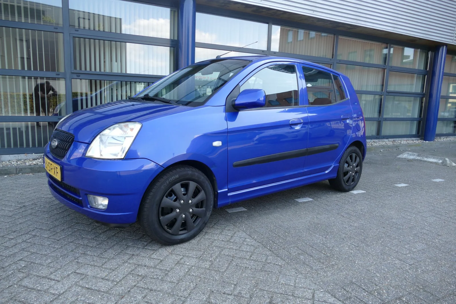 Kia Picanto (2005) — foto 1