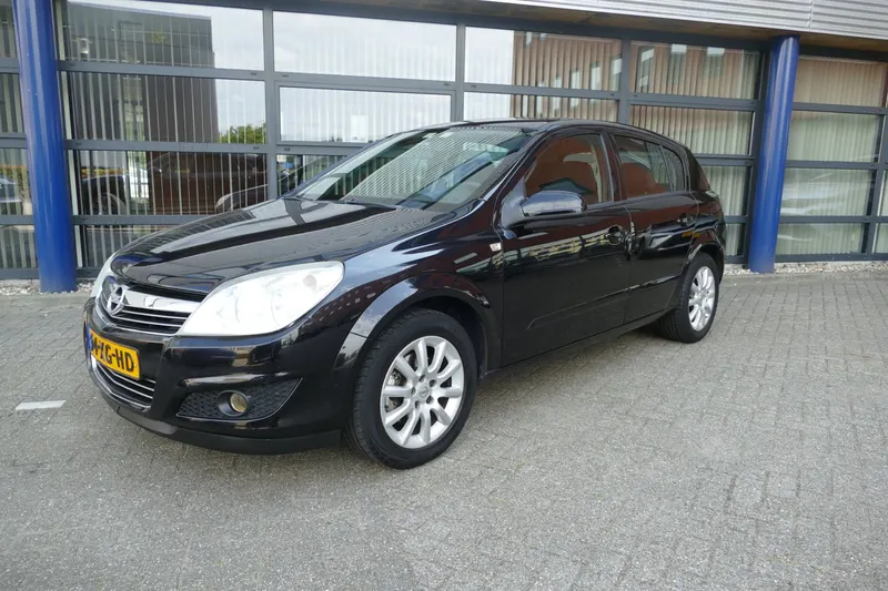 Opel Astra (2007)