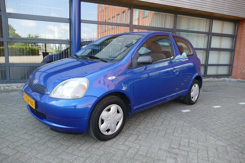 Toyota Yaris (2001)