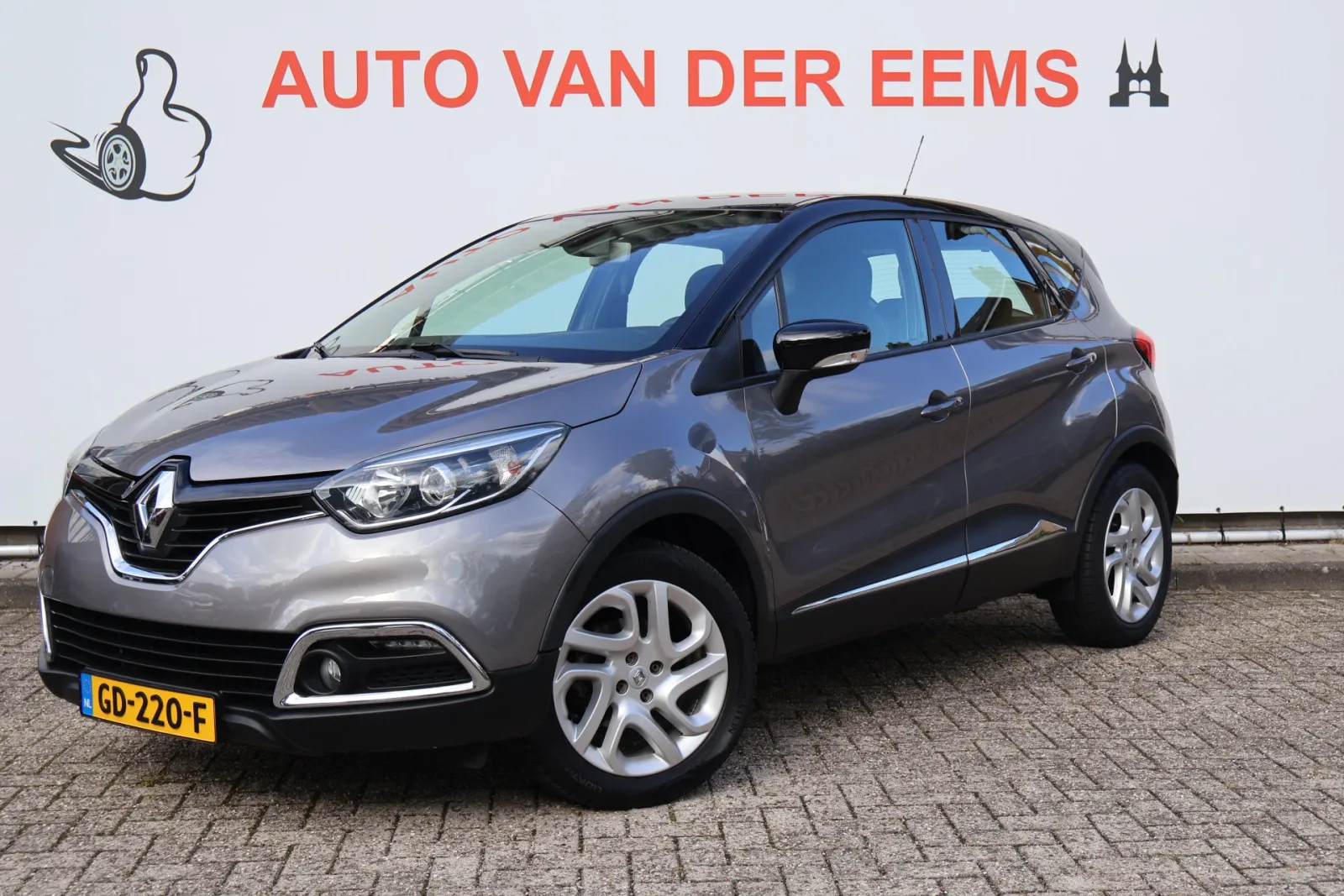 Renault Captur (2015) — foto 1