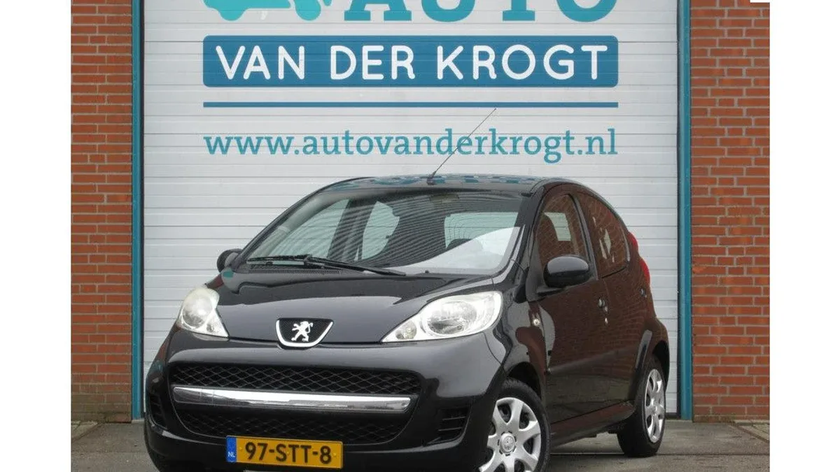 Peugeot 107 (2011) — foto 1