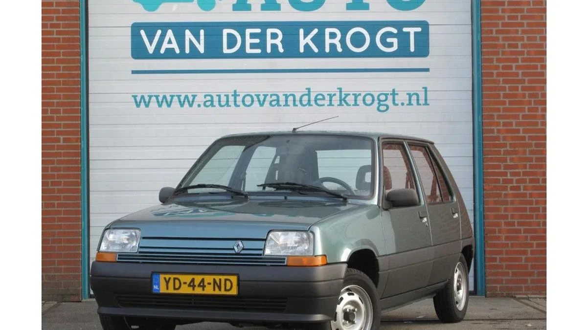 Renault 5 (1990) — foto 1