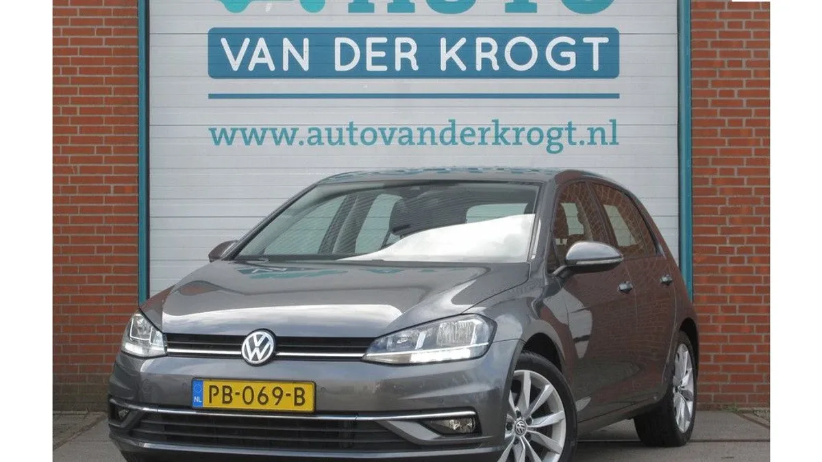 Volkswagen Golf (2017) — foto 1