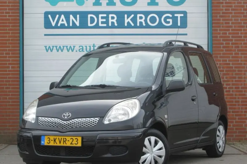 Toyota Yaris (2006)
