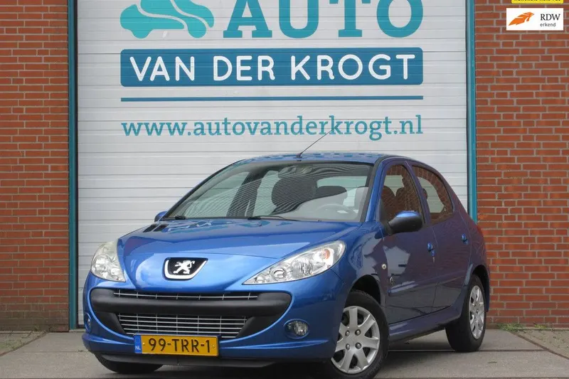 Peugeot 206+ (2012)