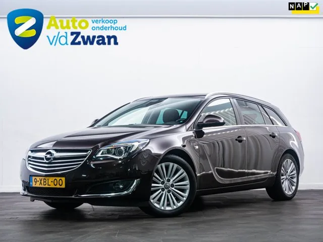 Opel Insignia Sports Tourer (2014) — foto 1