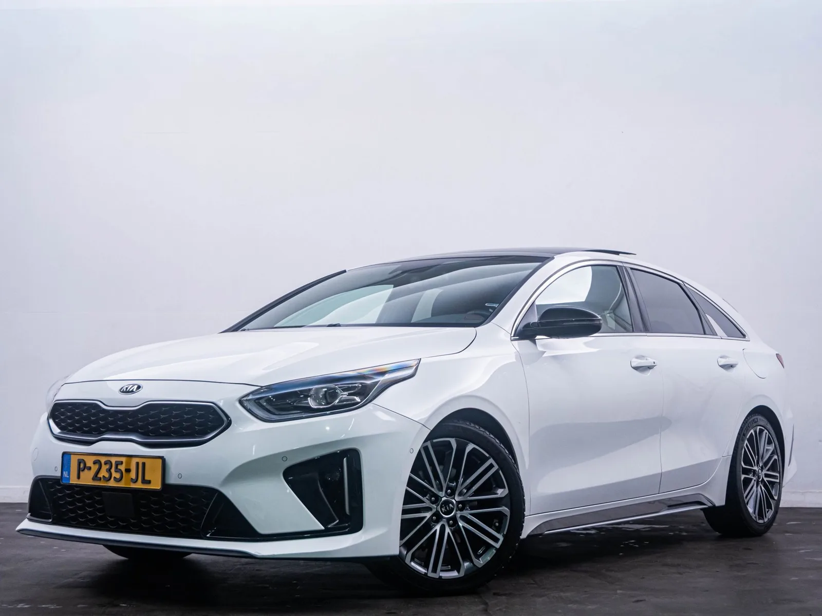 Kia ProCeed (2021) — foto 1