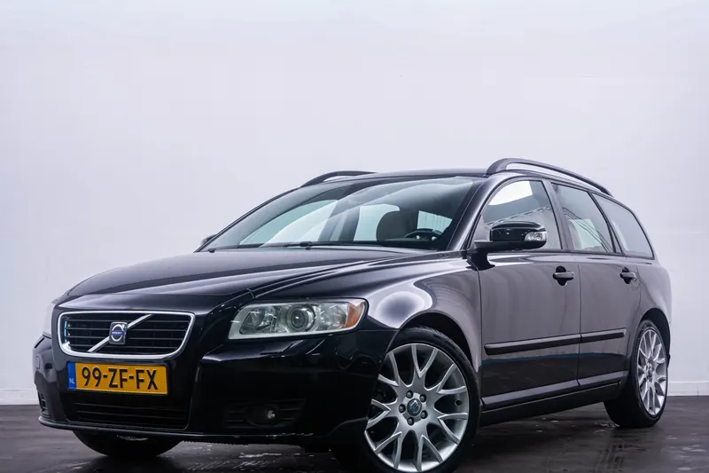 Volvo V50 (2008)