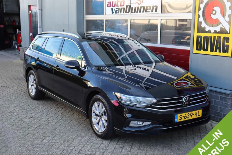 Volkswagen Passat (2023)