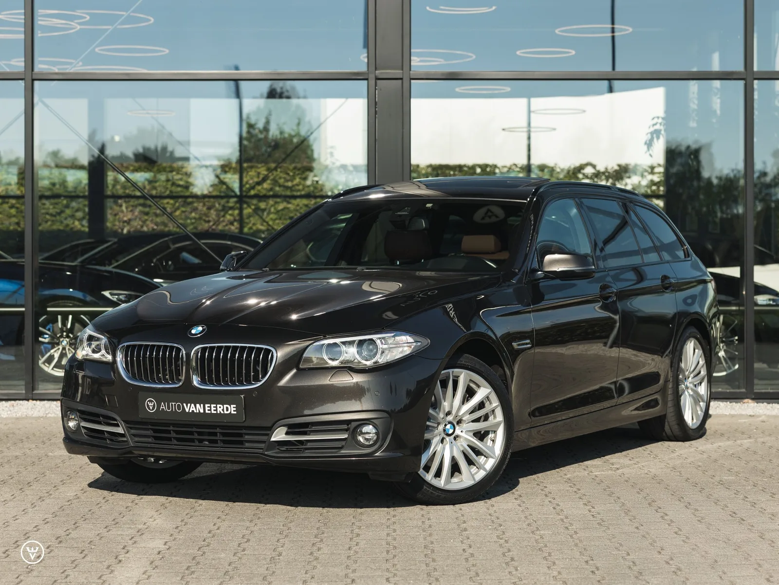 BMW 5-Serie (2015) — foto 1