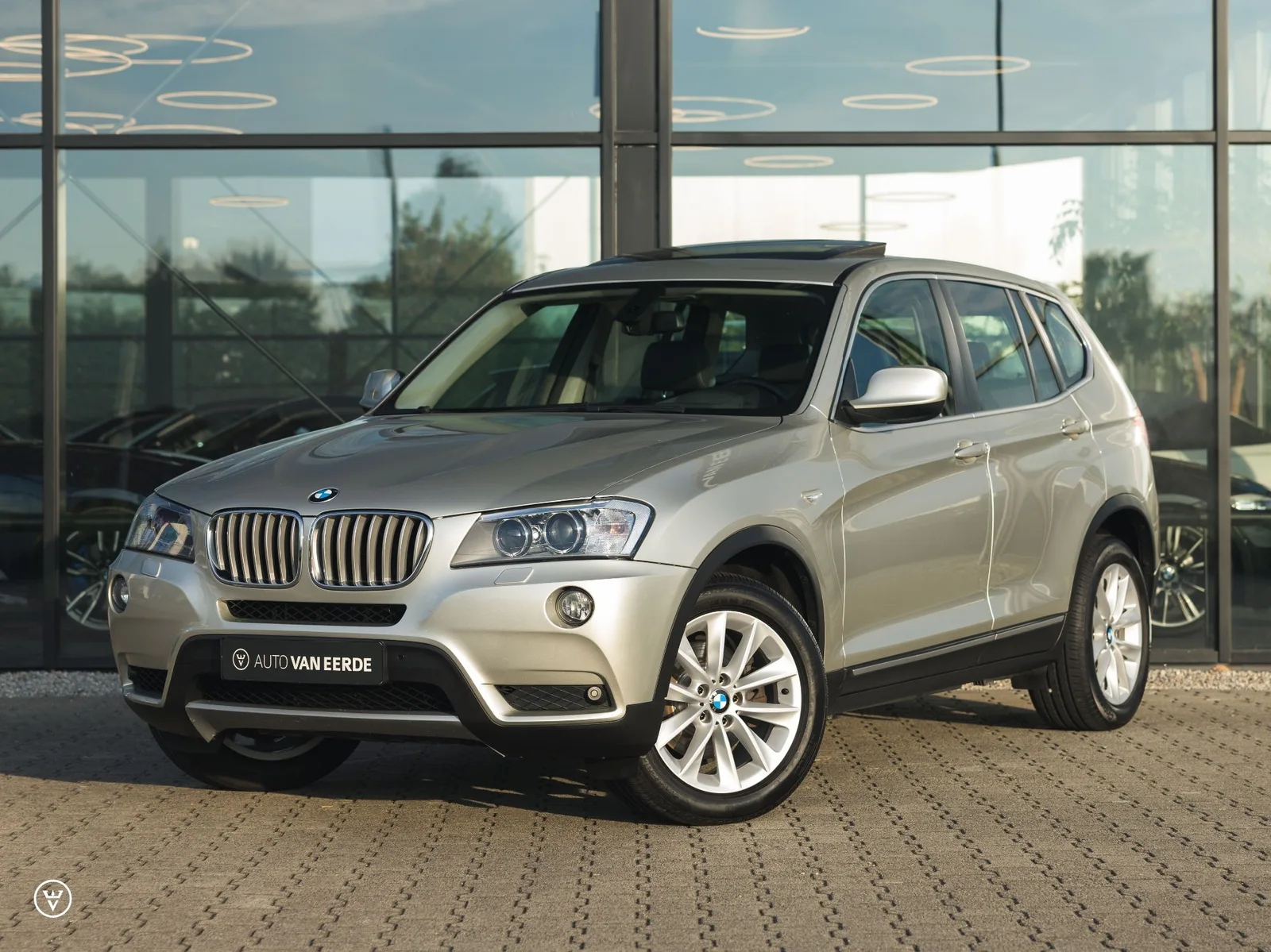 BMW X3 (2011) — foto 1