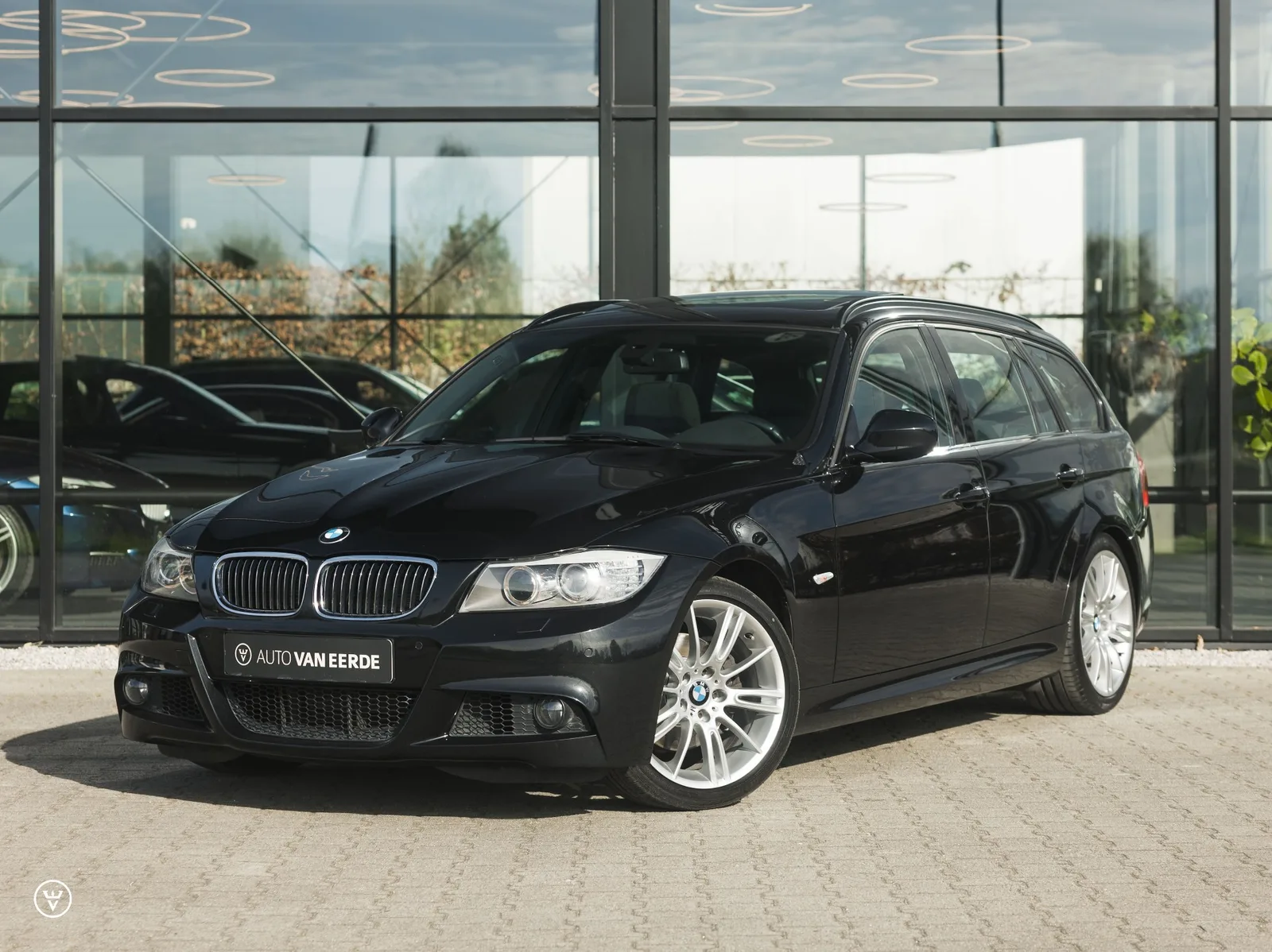 BMW 3-Serie (2011) — foto 1