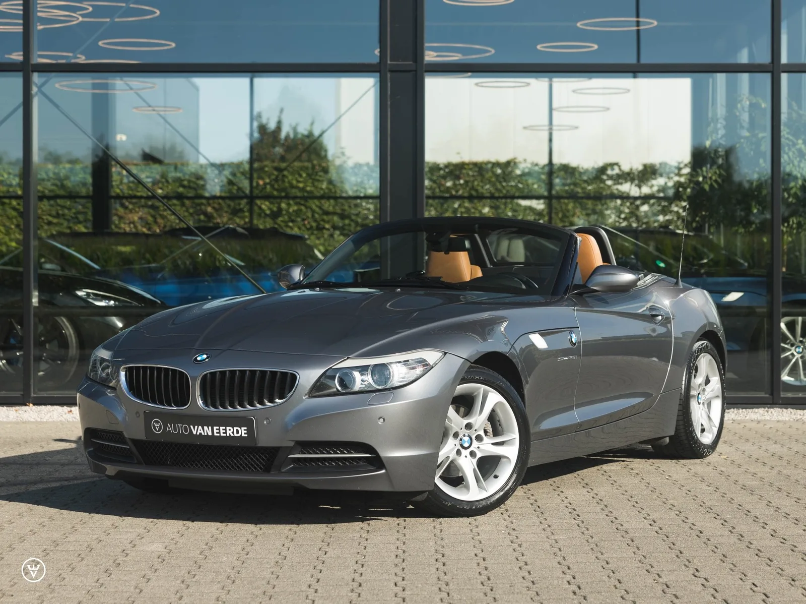 BMW Z4 (2011) — foto 1