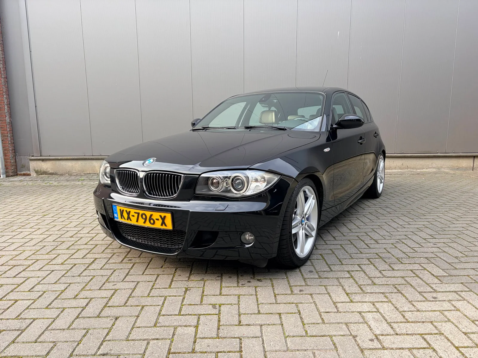 BMW 1-Serie (2008) — foto 1
