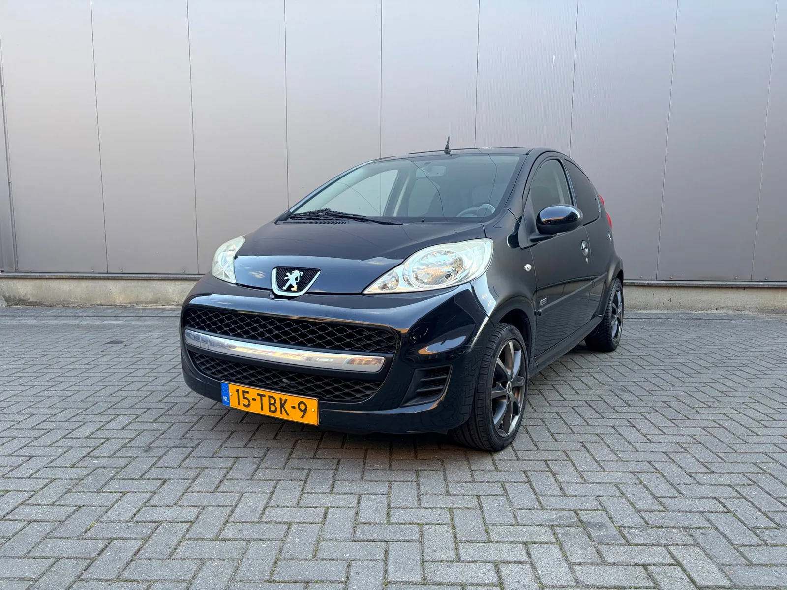 Peugeot 107 (2012) — foto 1
