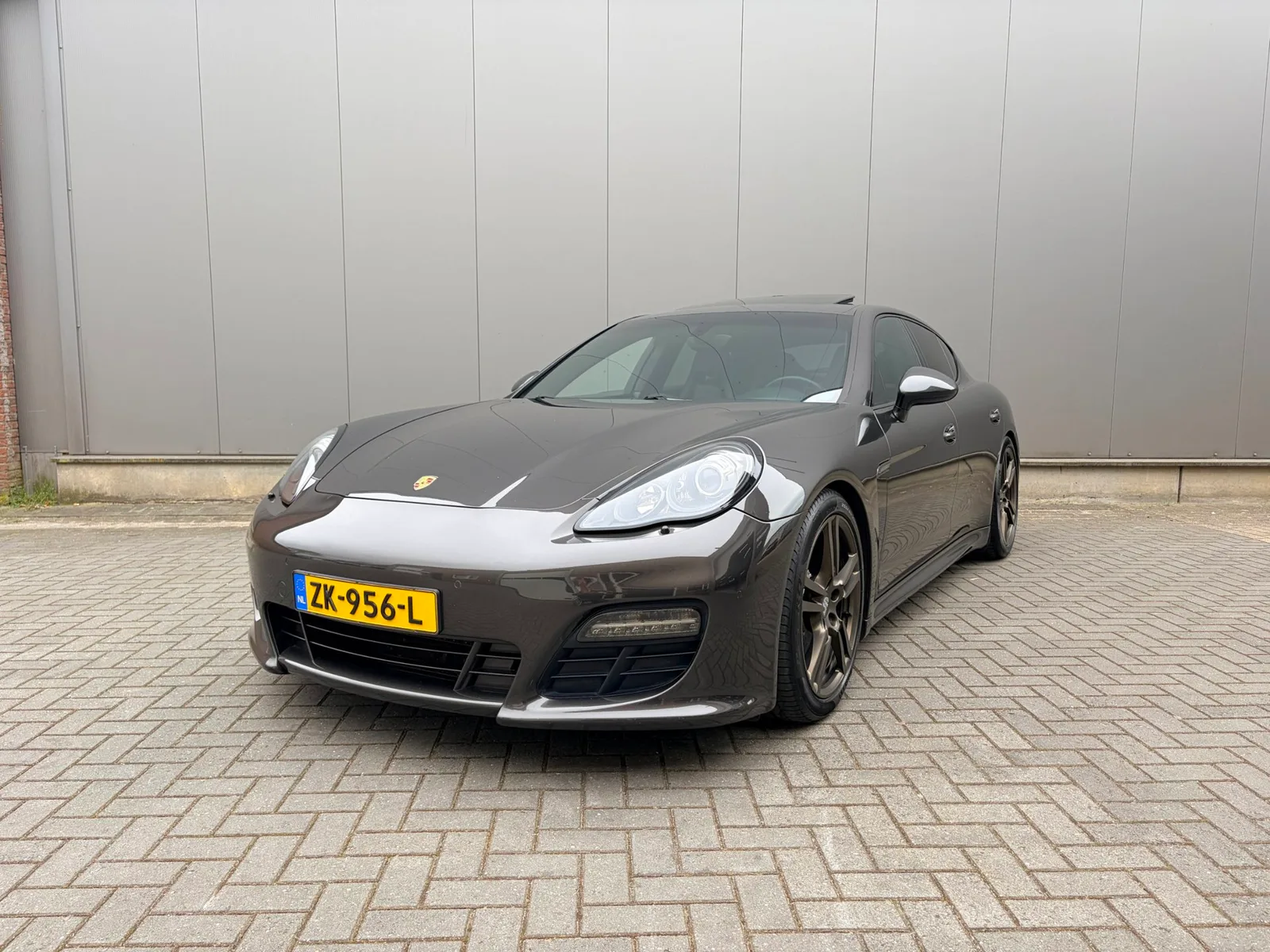 Porsche Panamera (2011) — foto 1