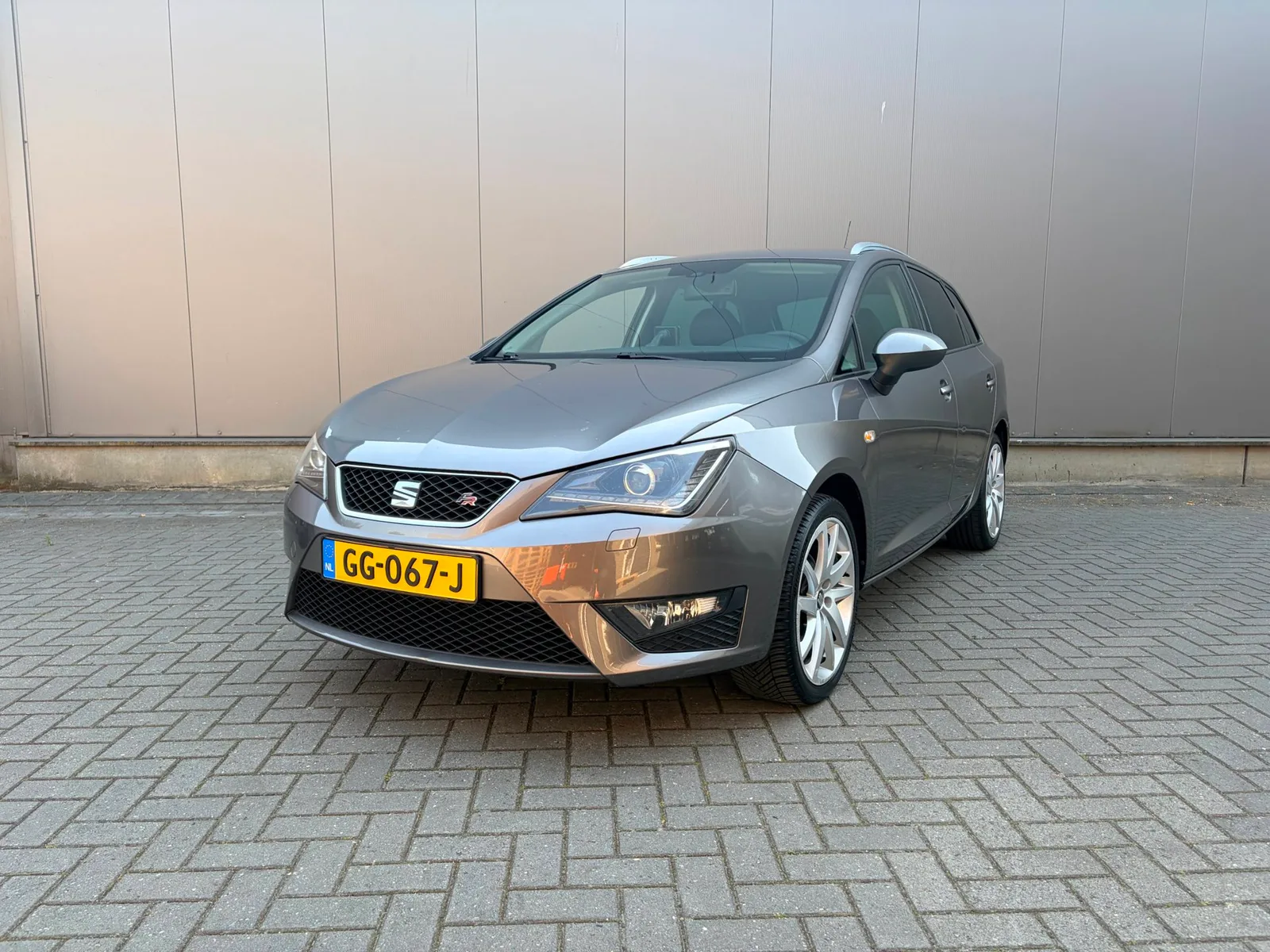 SEAT Ibiza (2015) — foto 1