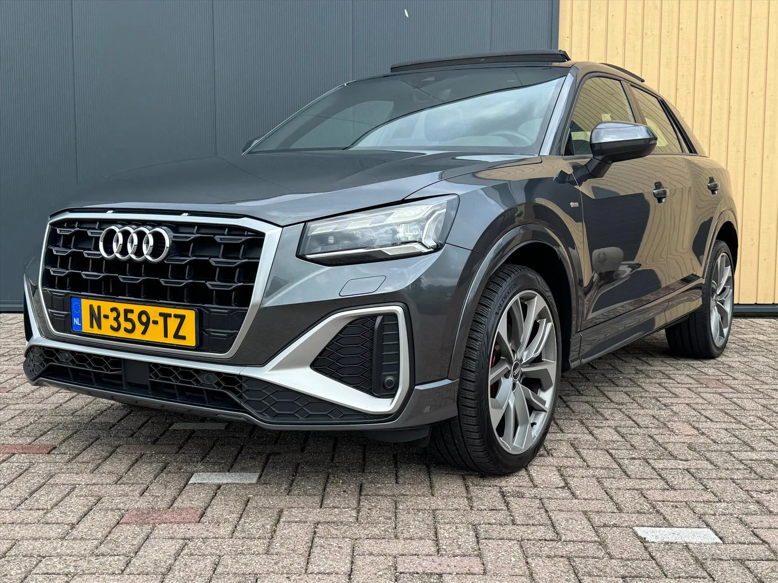 Audi Q2 (2020) — foto 1