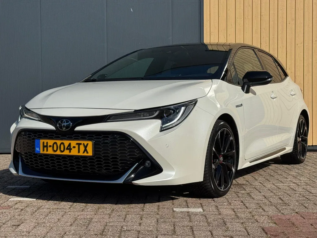 Toyota Corolla (2020) — foto 1
