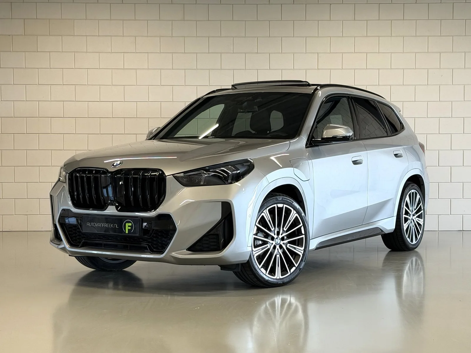 BMW X1 (2025) — foto 1