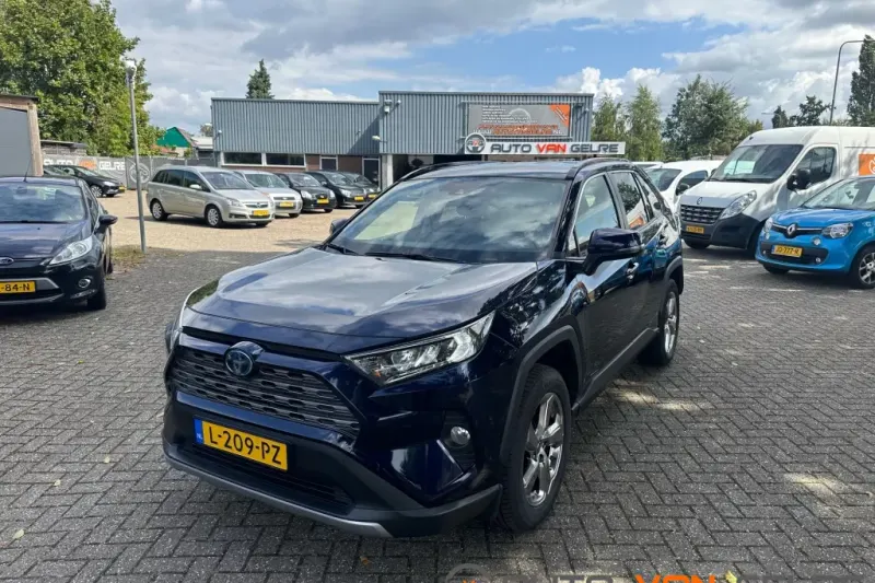 Toyota RAV4 (2021)