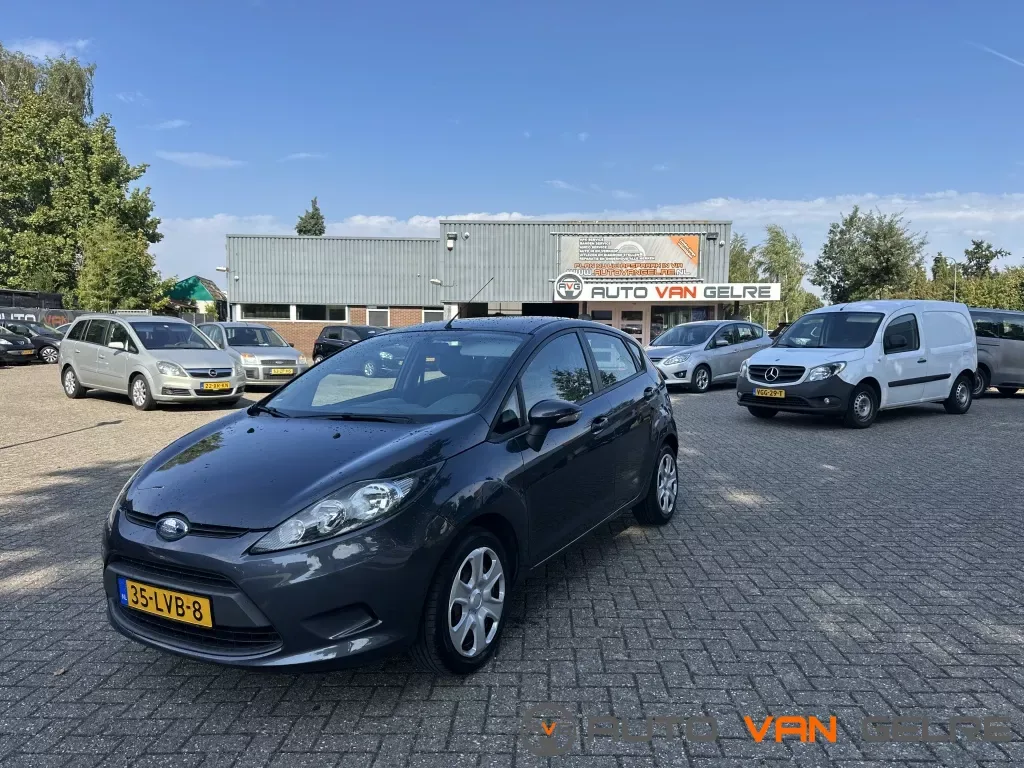 Ford Fiesta (2010) — foto 1