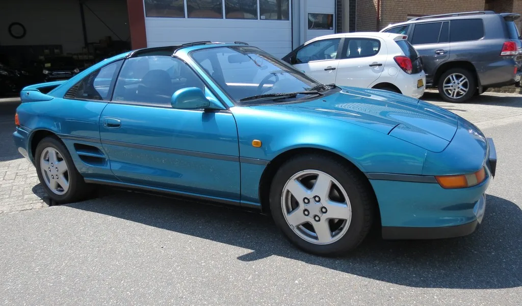 Toyota MR2 (1993) — foto 1
