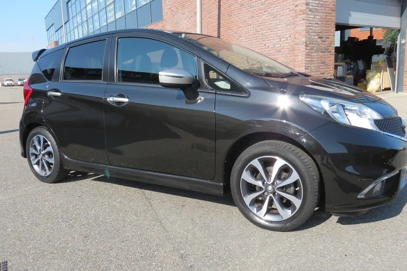 Nissan Note (2015)