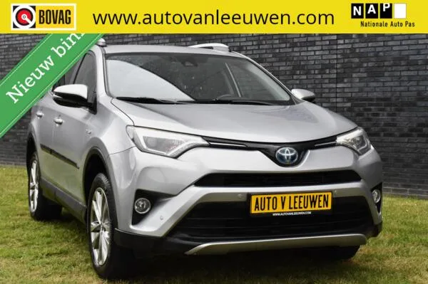 Toyota RAV4 (2016) — foto 1