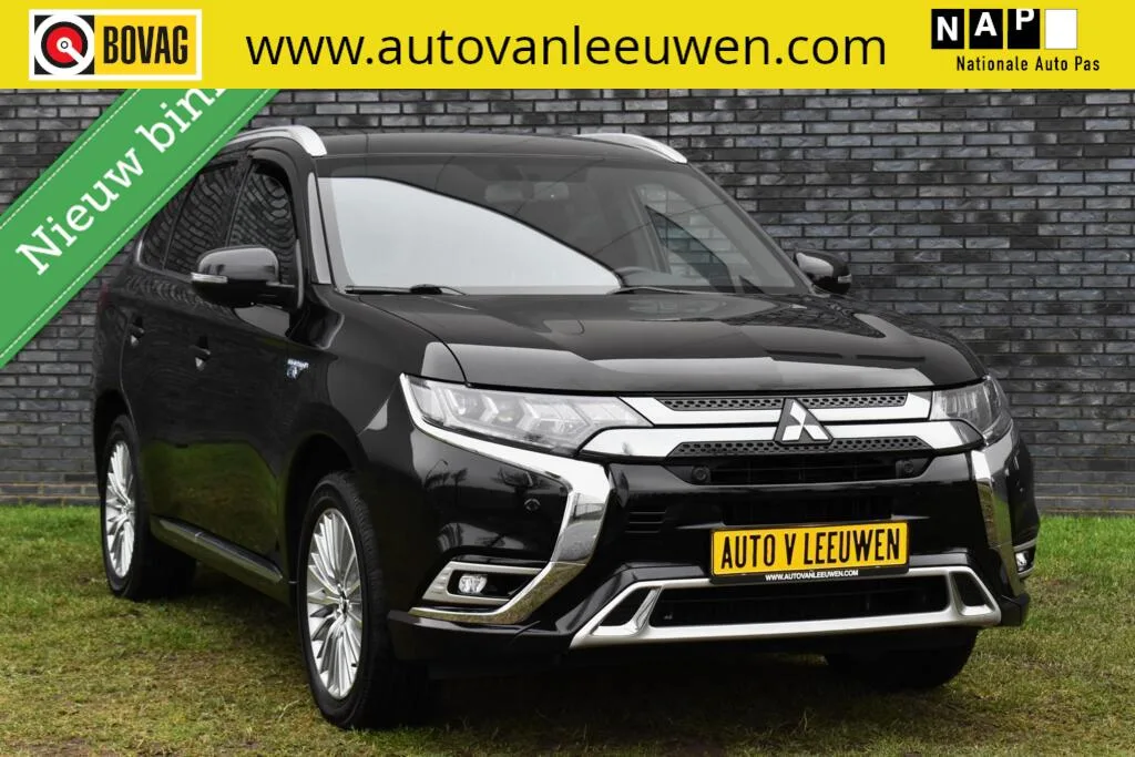 Mitsubishi Outlander (2020) — foto 1
