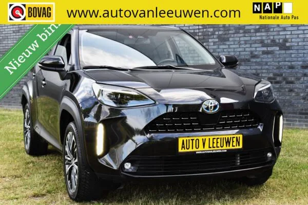 Toyota Yaris (2022) — foto 1
