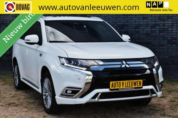 Mitsubishi Outlander (2019) — foto 1