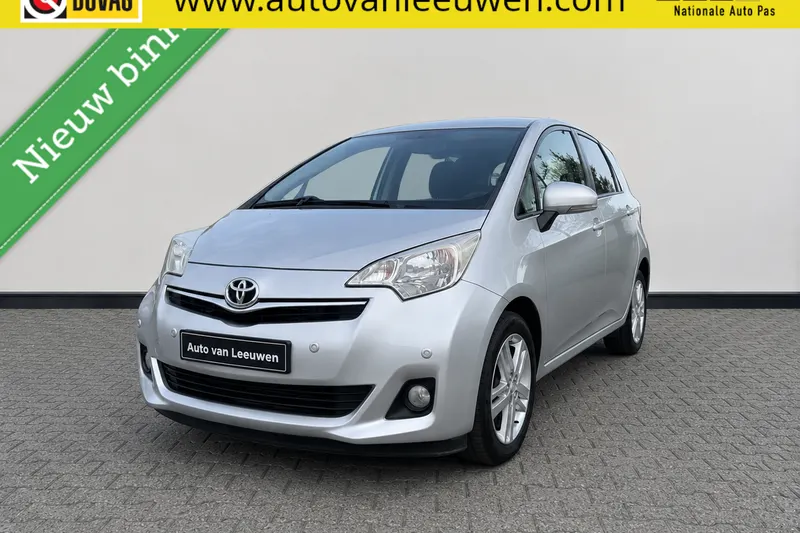 Toyota Verso-S (2012)