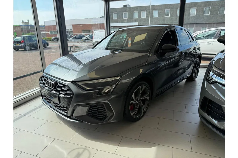 Audi A3 (2021) — foto 1