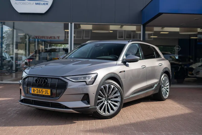 Audi e-tron (2022)