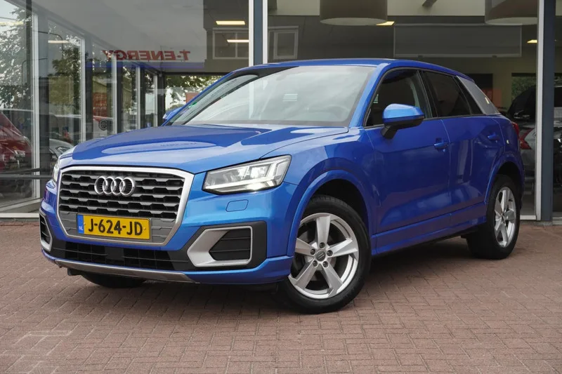 Audi Q2 (2020) — foto 1