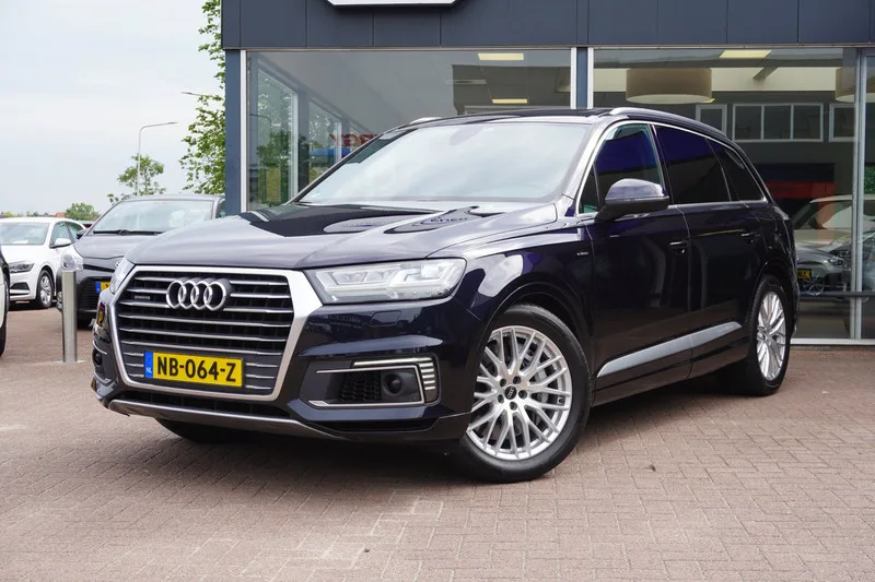 Audi Q7 (2016) — foto 1