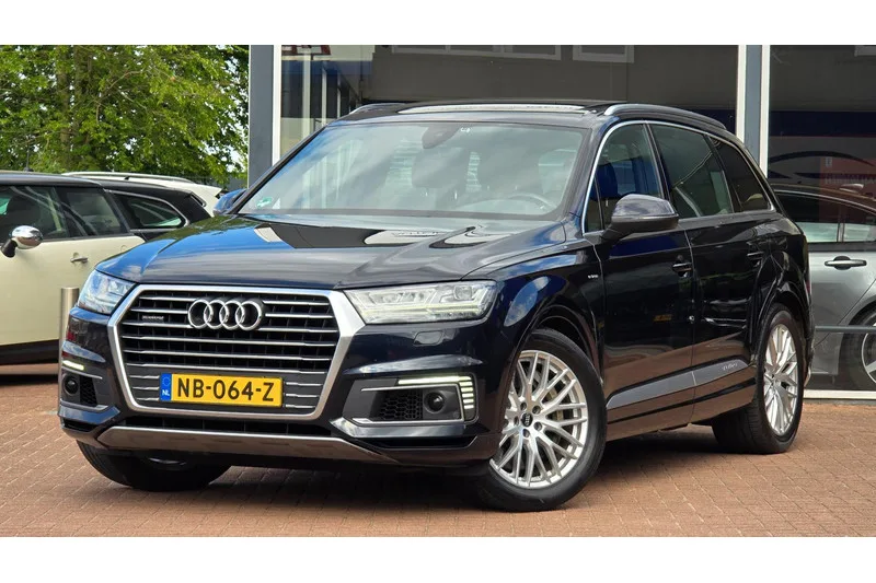 Audi Q7 (2016) — foto 1