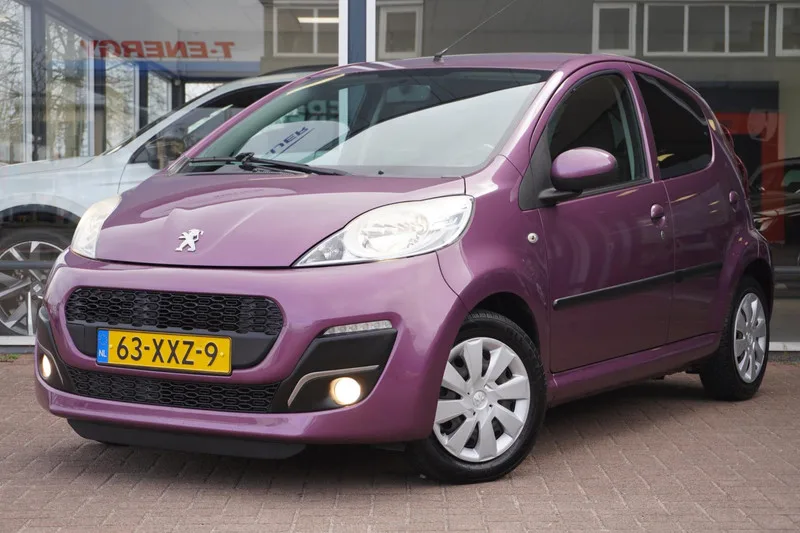 Peugeot 107 (2012) — foto 1