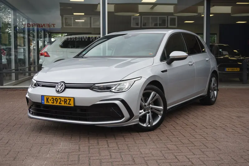 Volkswagen Golf (2021)