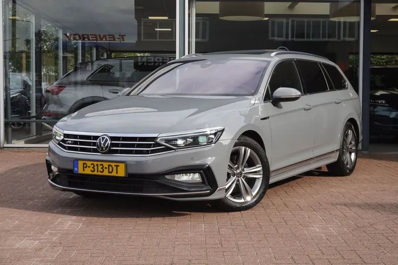 Volkswagen Passat (2022)