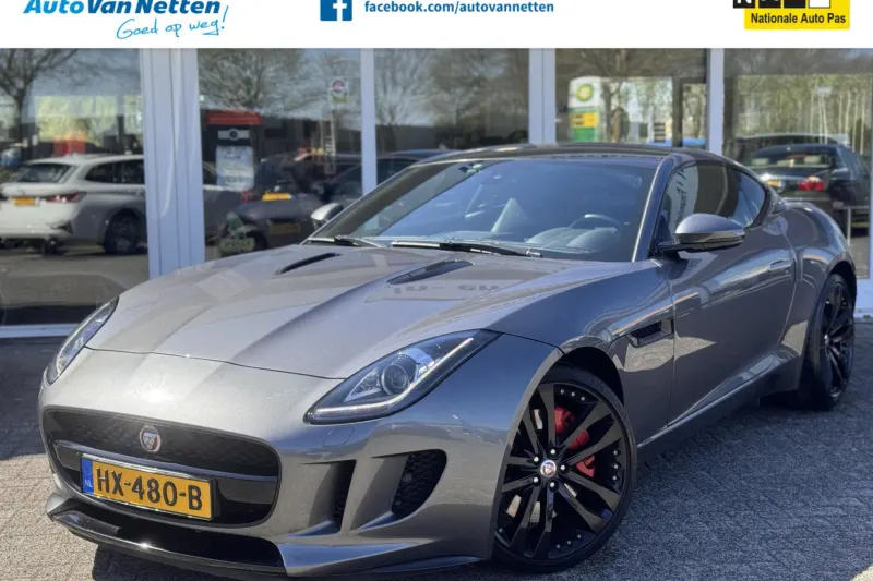 Jaguar F-Type (2016)