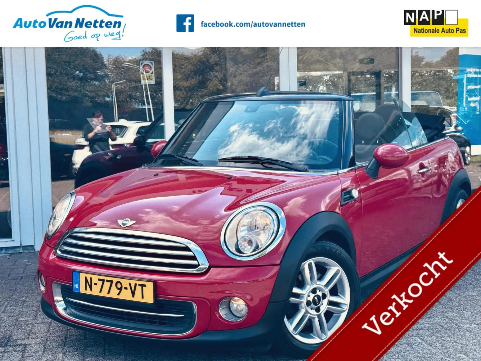 MINI Cabrio (2012) — foto 1
